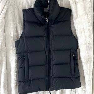 Banana Republic puffer vest